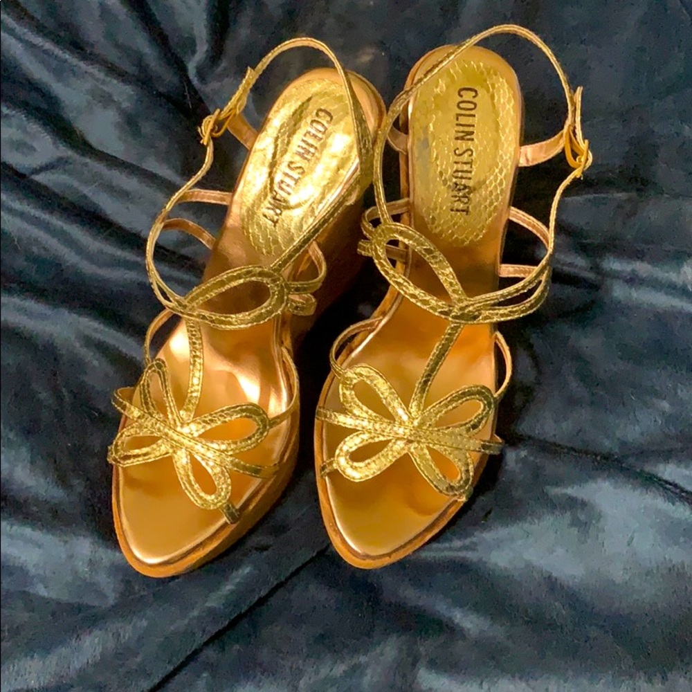 Collin Stuart Wedges in gold.